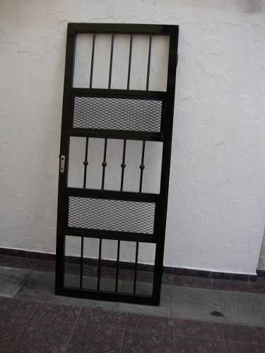 Imagen 2 de 4 de Puerta Reja De Seguridad Doble Cerrojo Varilla 16mm