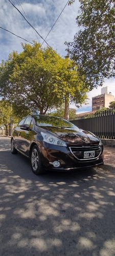 Imagen 15 de 15 de Peugeot 208 Feline Pack Cuir