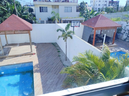 Vendo Casa De 4 Habitaciones En Aut. San Isidro