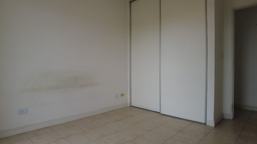 Imagen 11 de 18 de Departamento 2 Ambientes Con Cochera En Venta En Complejo Las Victorias Plaza San Martín