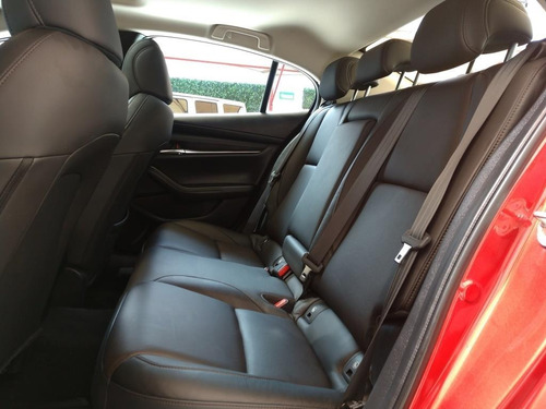 Imagen 13 de 15 de Mazda 3 S-grand Touring 2.5 L4 Aut 2020