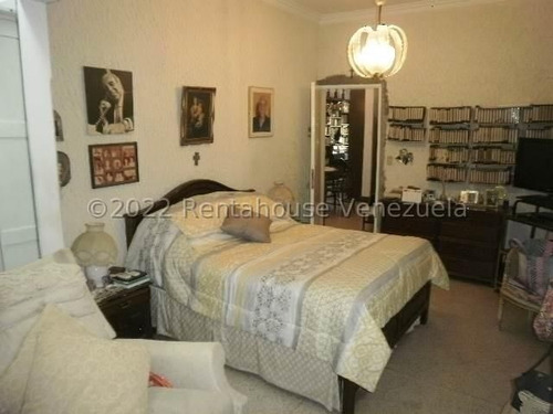 Imagen 6 de 16 de Casa Para Remodelar Con Amplísima Área Verde Ubicado En Sebucán Caracas 22-24624