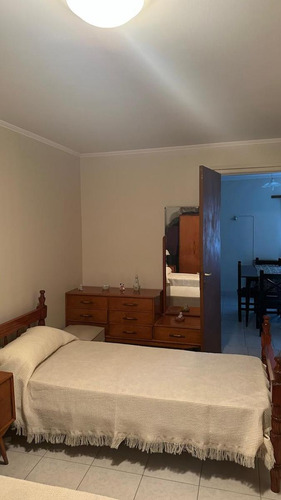 Casa En Venta - 3 Dormitorios 2 Baños - Cochera - 300mts2 - Oriente