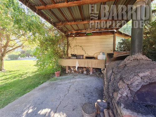 Casa En Venta De 3 Dorm. En Chicureo Poniente