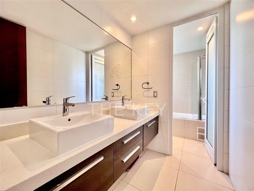 Imagen 27 de 30 de Amplia Casa En Venta De 4 Dormitorios Y Piscina - Mall Sport