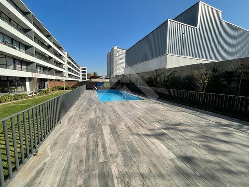 Imagen 12 de 13 de Departamento En Venta De 2 Dorm 2 Baños. En Santiago