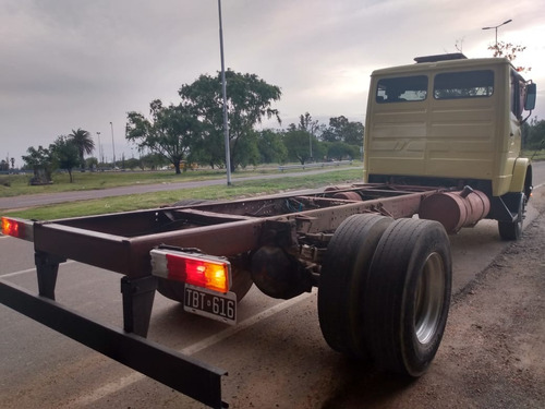 Mercedes Benz L1215 /48