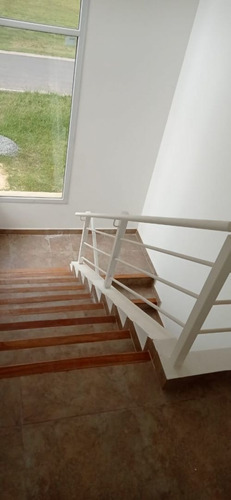 Excelente Casa 4 Amb S/lote 800 M2 Principado Ciudad Nautica