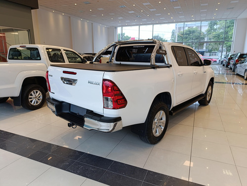 Toyota Hilux Pick-Up 2.4 Cd Sr 150cv 4x2