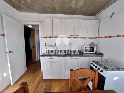 Cabaña En Venta, Piriápolis. Padrón Único. Posibilidad De Financiación