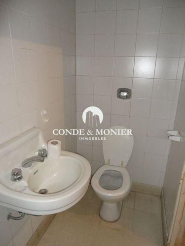 Piso 4 Ambientes Con Dependencia.