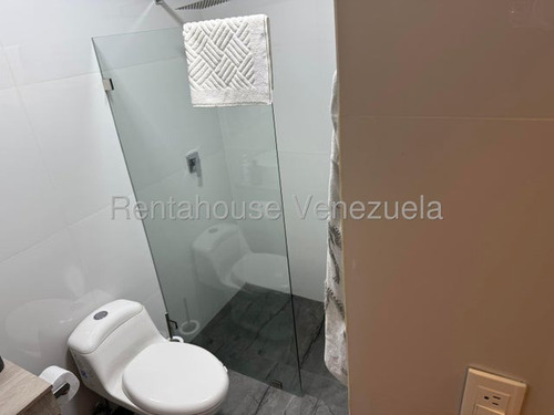 Apartamento En Alquiler. La Alameda. Mls 25-24690