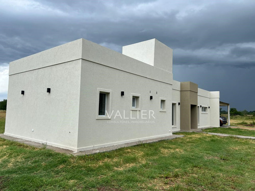 Casa En Venta En Club De Campo La Asunción, Luján, G.b.a. Zona Oeste