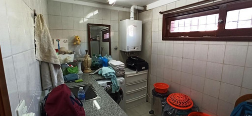 Excelente Chalet De 4 Ambientes Sobre Lote De 500m2