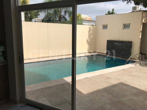 Casa En Venta En Col. Colinas De San Jeronimo En Monterrey