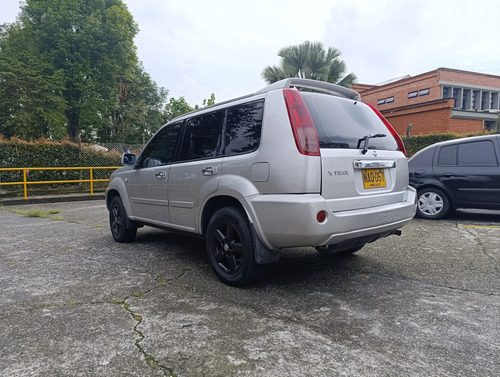 Nissan X-Trail 2.5