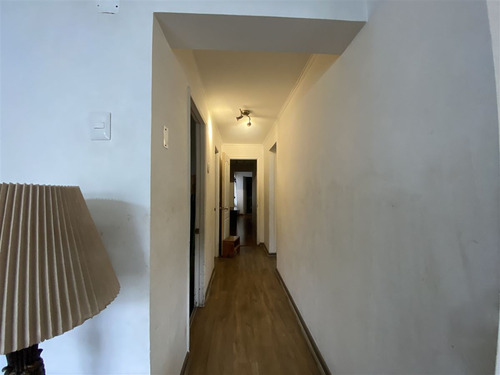 Gran Casa En La Reina, 6 D 4 Baños, 211 M2 Y 522 De Terreno