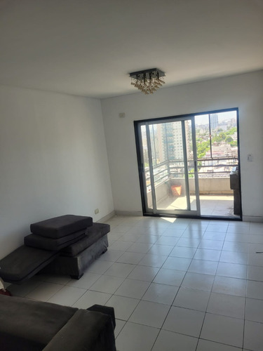 Venta! Departamento De 3 Ambientes Con Balcon - Av Boyacá 500 (flores)