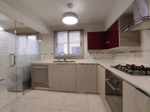 Apartamento En Venta En San Isidro Maracay Aragua 23-1894 Irrr