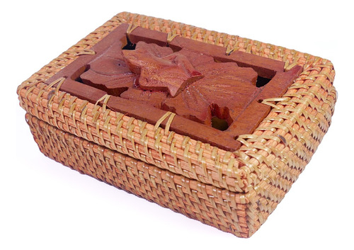 Caja De Ratan Con Tapa De Madera