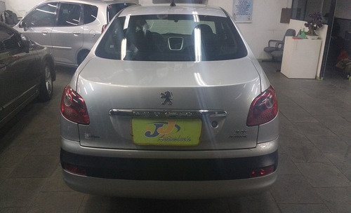 Peugeot 207 Xr Passion Sport 1.4 8v Flex Completo Prata 2011