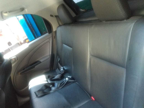 Toyta - Etios - 2013 - Xs