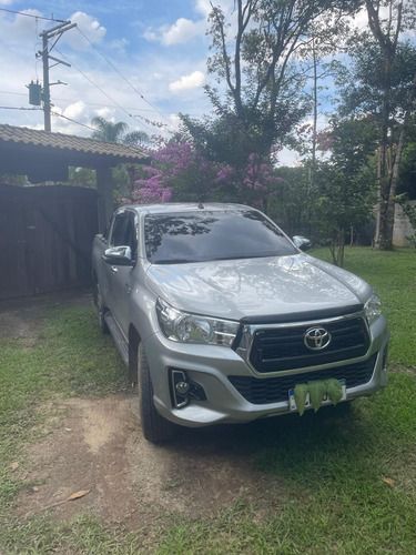Toyota Hilux 2.7 Srv Cab. Dupla 4x2 Flex Aut. 4p