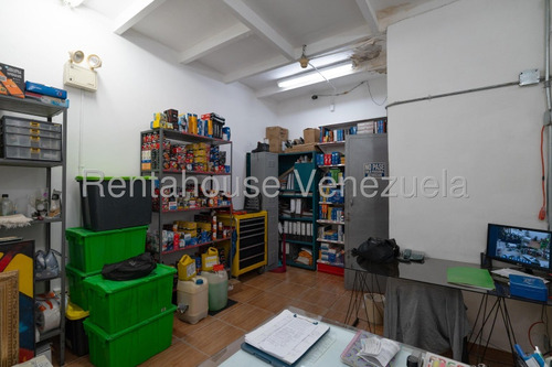 Fondo De Comercio En Venta En La Floresta Mls 25-12439 Yf