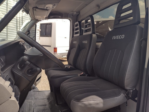 Iveco Daily 35s14 Ultilitario Baú