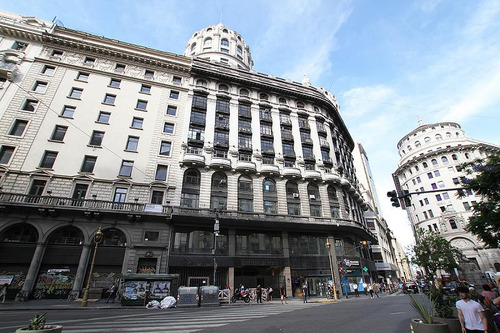 Roque Saenz Peña 615 1º Y 2º