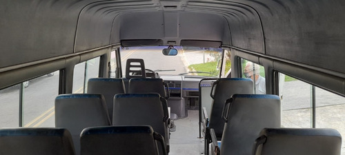 Imagem 15 de 15 de Iveco Daily Ano 2006 Maxivan