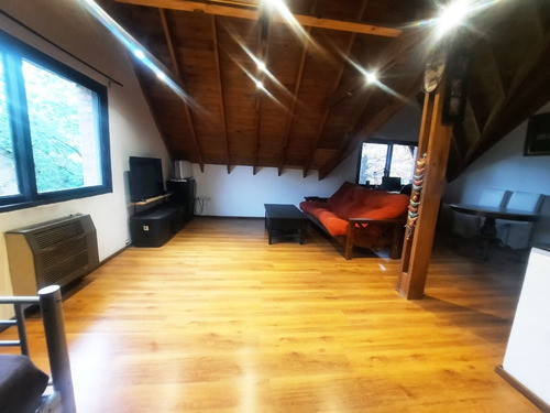 Ubicado En El Exclusivo Barrio Cerrado La Arboleda De Don Torcuato. Lindisima Casa Con 4 Dormitorios. Gran Lote De 920m2. Pileta. Muy Buen Estado.