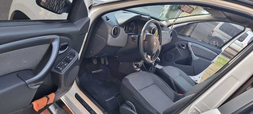 Imagen 7 de 17 de Renault Duster 2013 2.0 4x2 Luxe Nav 138cv
