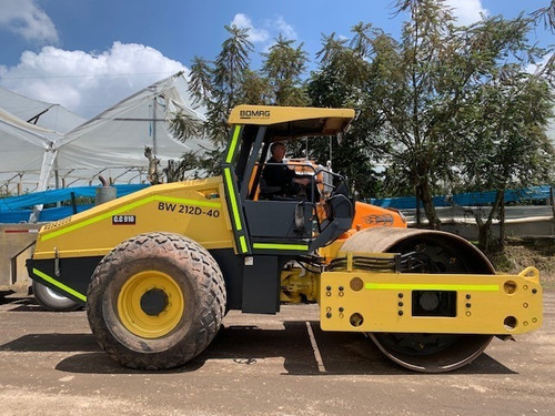 Bomag Bw 212 D - 40