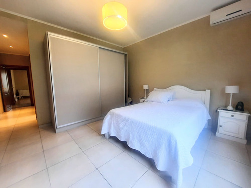 Venta Casa 4 Ambientes En La Concepción