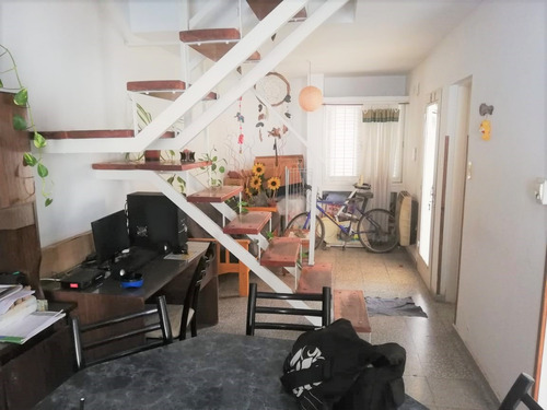 Imagen 2 de 14 de Oportunidad Duplex A La Venta, Calle Diego Cala 400
