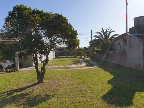 Venta De Casa + Lote, Excelente Para Emprendimiento, Familia