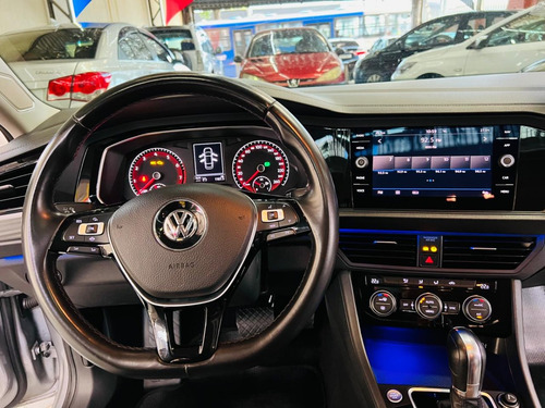 Volkswagen Jetta 1.4 Comfortline 250 Tsi Flex Aut. 4p