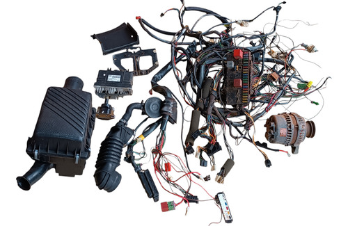 Kit Ingecao Eletrônica Completa Saveiro Quadrada 1.6 97 (Usado)