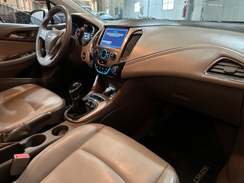 Imagen 8 de 11 de Chevrolet 2017 Cruze 1.4 4 Ptas Ltz