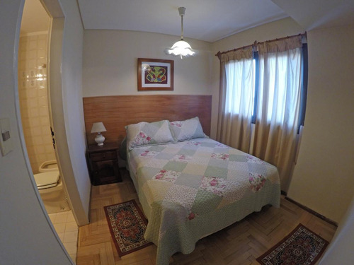 Imagen 8 de 19 de Departamento 1 Dormitorio Pleno Centro Frente A Costanera Lago Nahuel Huapi
