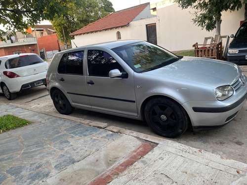 Volkswagen Golf 1.6 Format