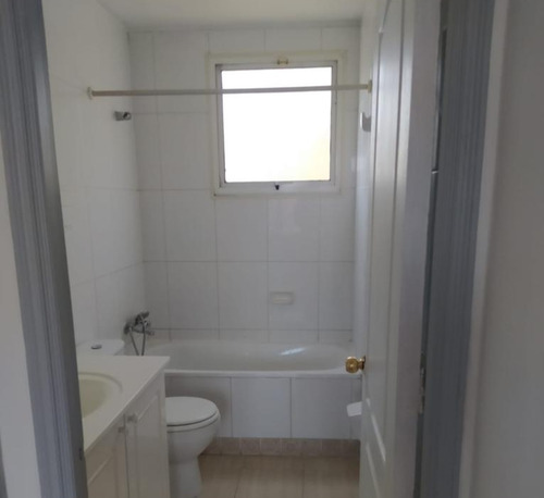 Excelente Casa En Santiago, Zona Oriente