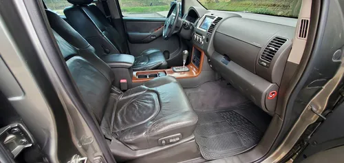 Nissan Pathfinder 4.0 R51 Le Lujo