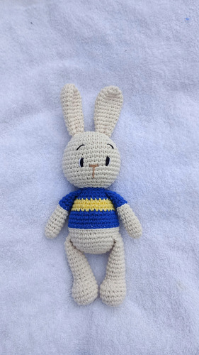 Conejo Amigurumi Con Remera De Boca