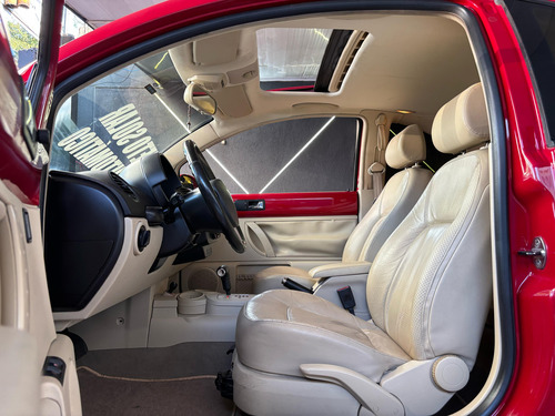 Volkswagen New Beetle 2.0 3p Automática