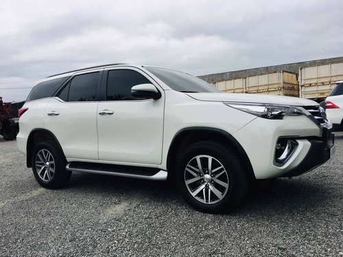 Toyota Hilux Sw4 Srx 4x4 Diesel 2019