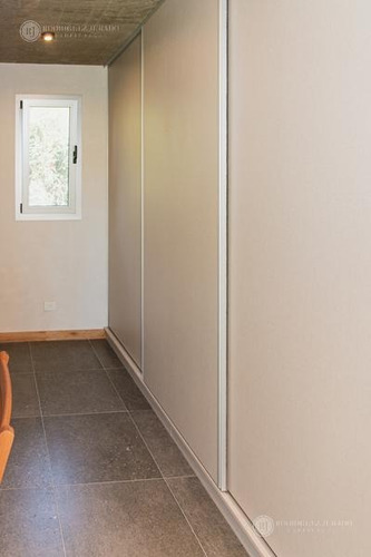 Imagen 27 de 30 de Casa De 208m2 Construidos Con Diseño Y Categoría - Barrio Guido - Bajas Expensas
