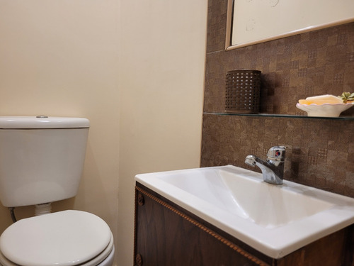 Venta Semipiso De 3 Ambientes Con Balcón Aterrazado. Zona Centro