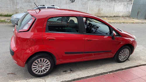 Imagem 2 de 5 de Fiat Punto 2014 1.4 Attractive Flex 5p